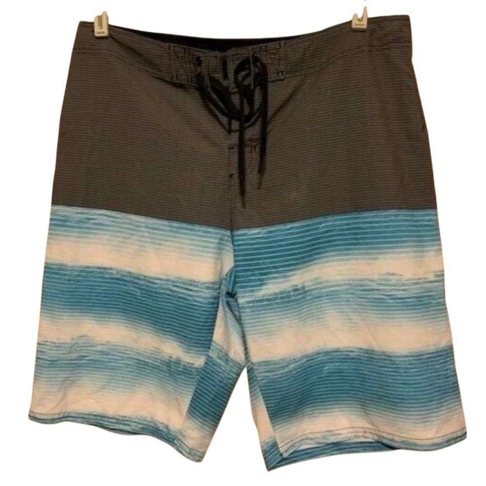 HANG TEN SIZE 36 BOARD SHORTS
